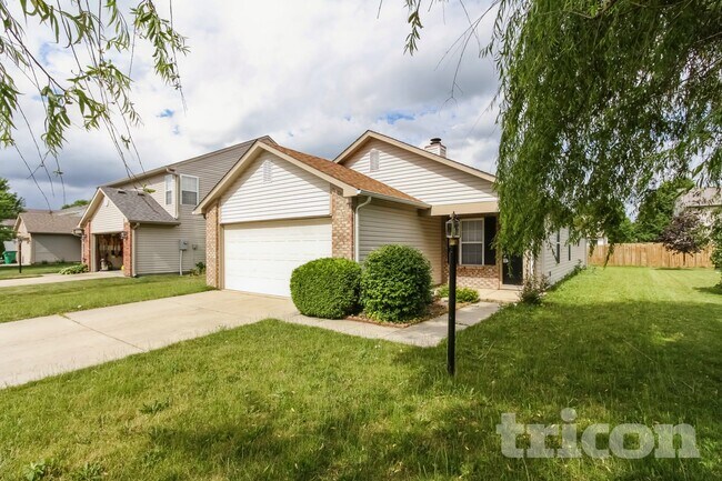 Foto del edificio - 345 Bent Stream Ln