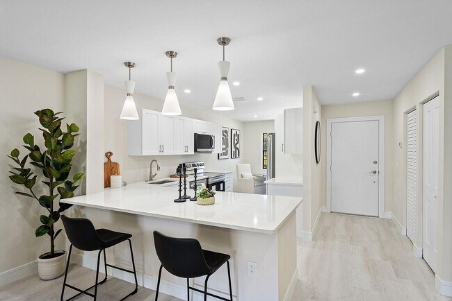 Foto del edificio - 52 Stratford Ln W
