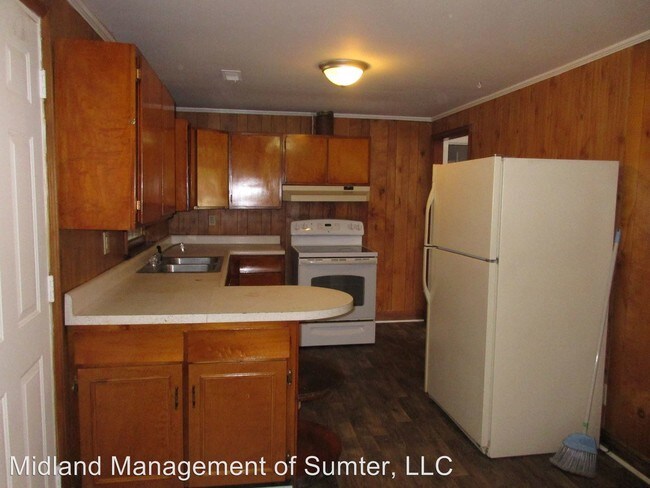 Foto del edificio - 1045 Lewis Rd