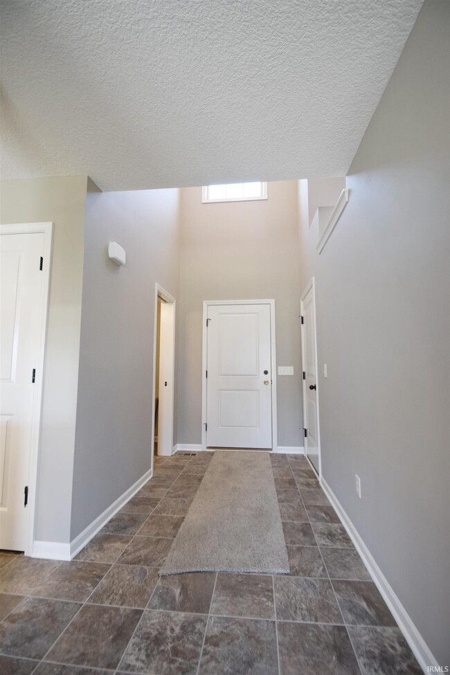 Building Photo - 828 Crimson Cove