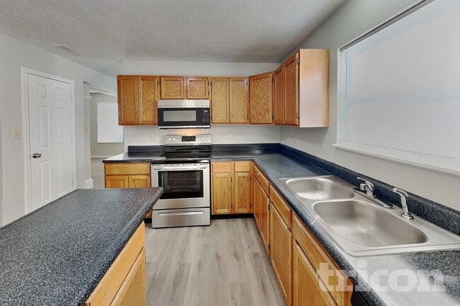 Foto del edificio - 1809 Woodstream Ct