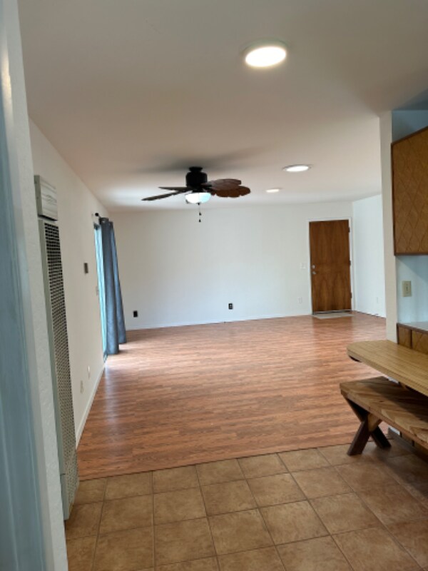 Foto principal - 3355 Valley St
