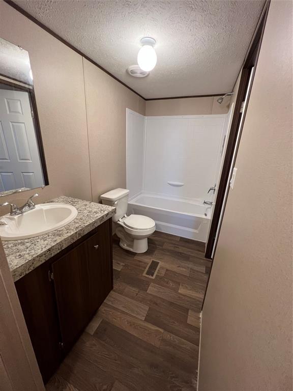 Building Photo - 13910 Anchor Ct
