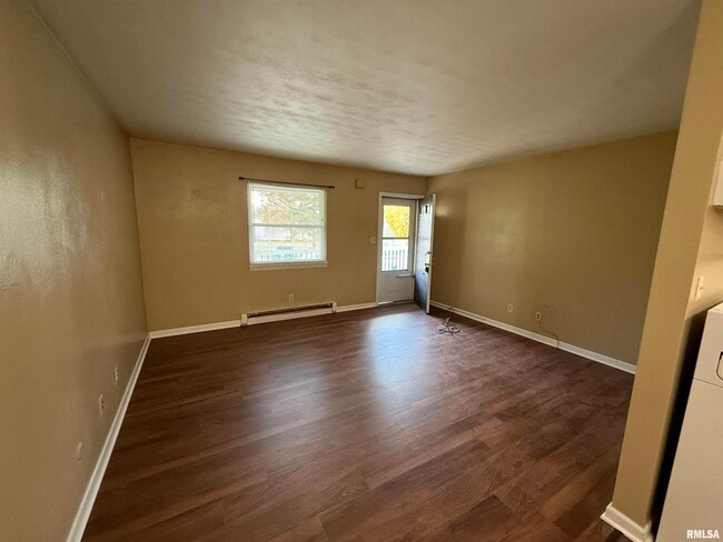 Foto del edificio - 4021 S Ricketts Ave