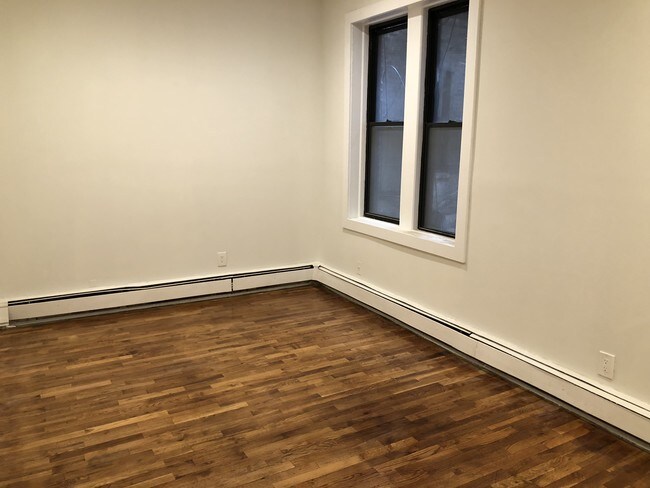 Foto del edificio - 200 Clinton Ave