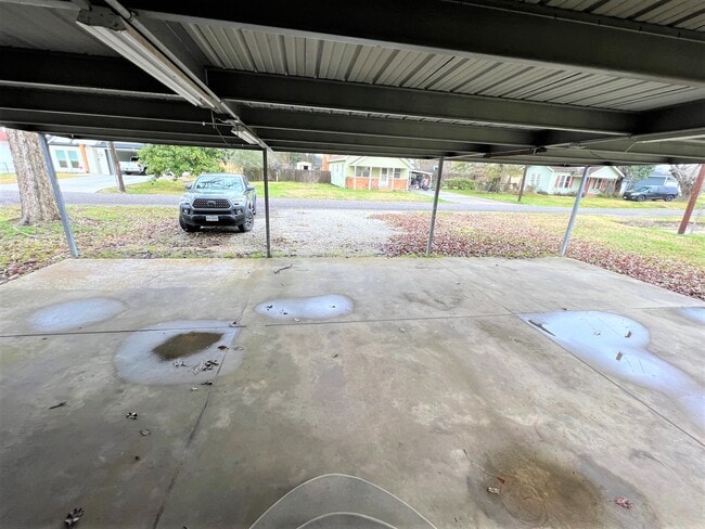 Building Photo - 1713 Ordway St