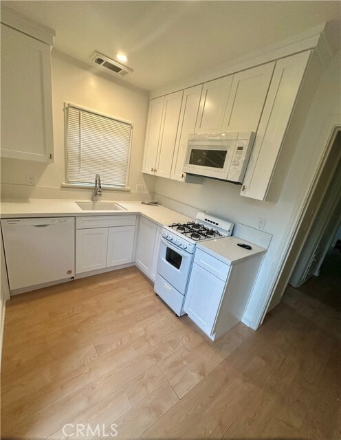 Building Photo - 243 N Grand St