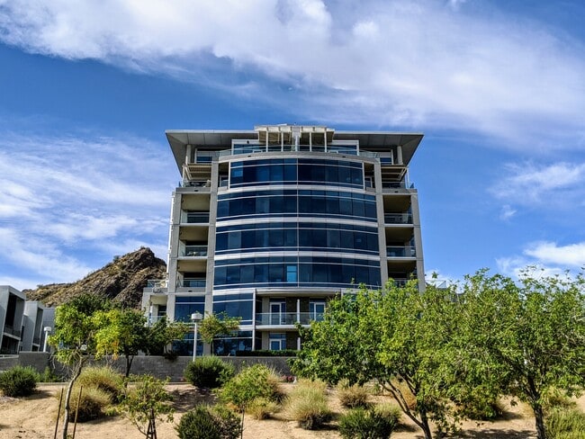 Building Photo - 140 E Rio Salado Pkwy