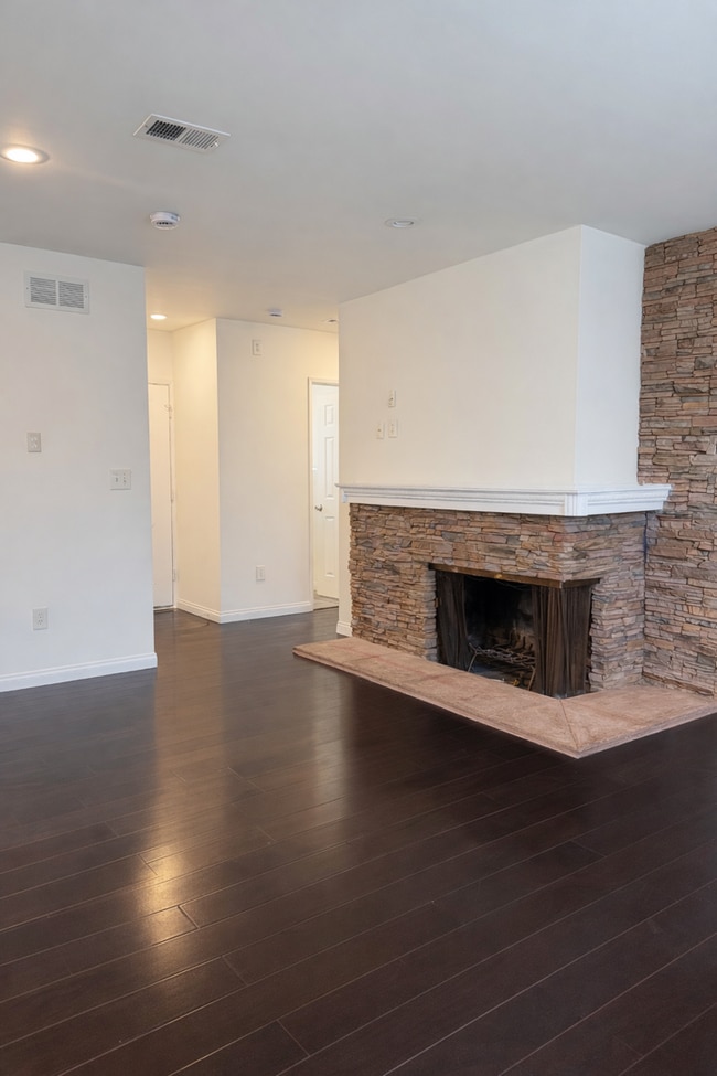 Photo - 2540 Hudspeth St House