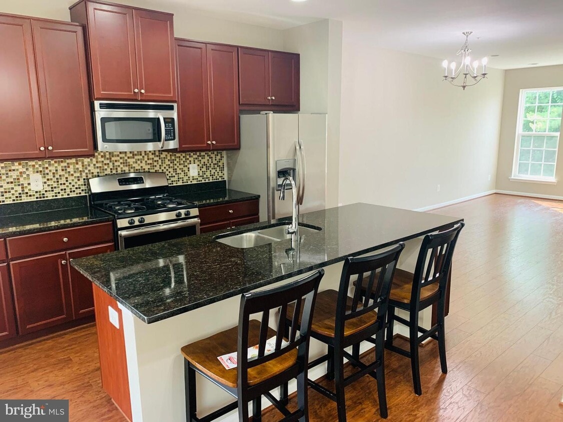 133 Prado Ln, Clarksburg, MD 20871 Townhome Rentals in Clarksburg MD