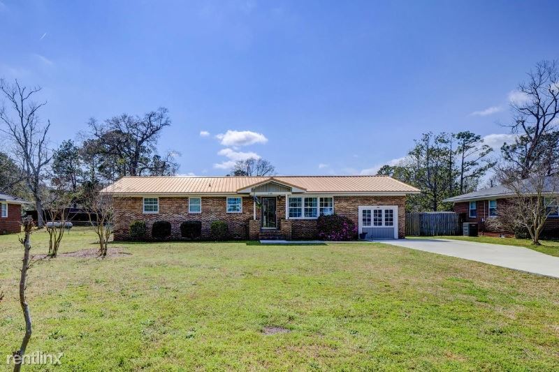 Primary Photo - 3 br, 2 bath House - 106 Green Meadows Dr