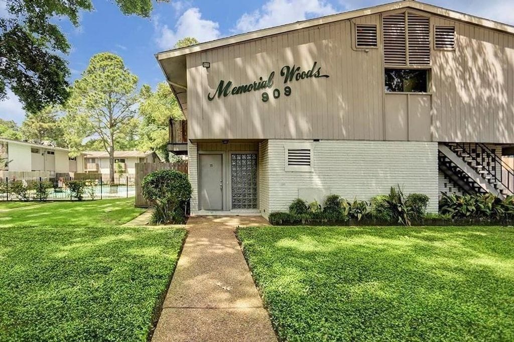 Foto principal - 909 Silber Rd