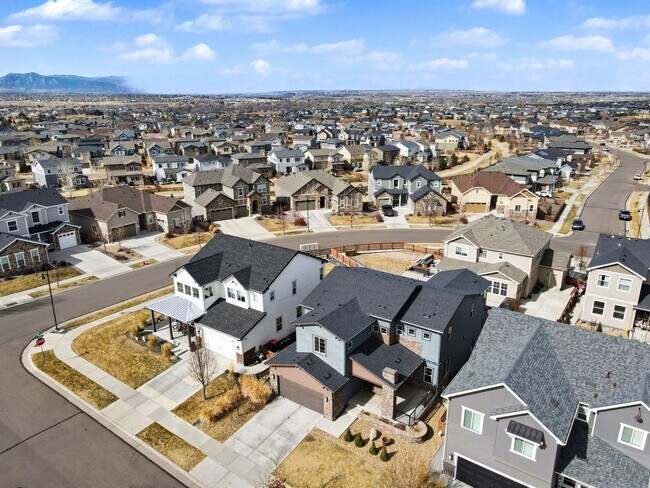 Foto del edificio - Luxury 5-Bedroom Home in Colliers Hill with Resort-Style Amenities – Available March 1st!