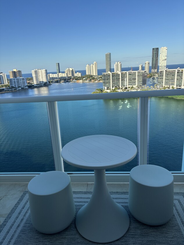 Primary Photo - 3301 NE 183rd St