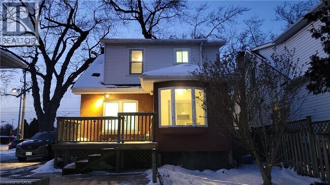 Photo du bâtiment - 2296 New St