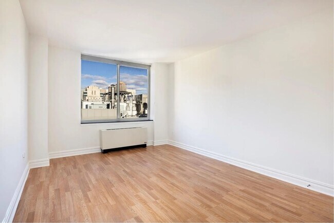Foto del edificio - Spacious 1Bedroom 1Bathroom