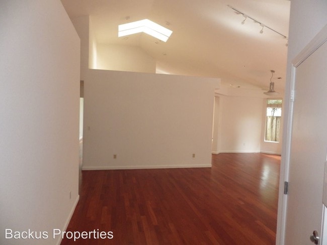 Building Photo - 3 br, 2 bath House - 17601 River Run Rd.