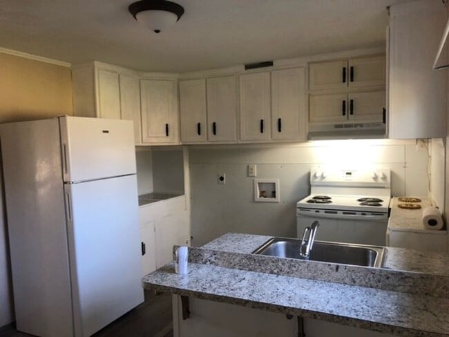 Foto del edificio - 115 Nancy Drive Rd