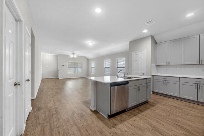Foto del edificio - 18922 Cedar Moss Ct