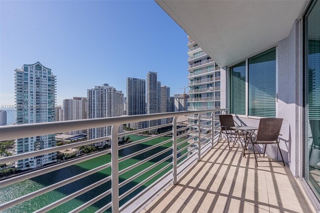 Building Photo - 335 S Biscayne Blvd