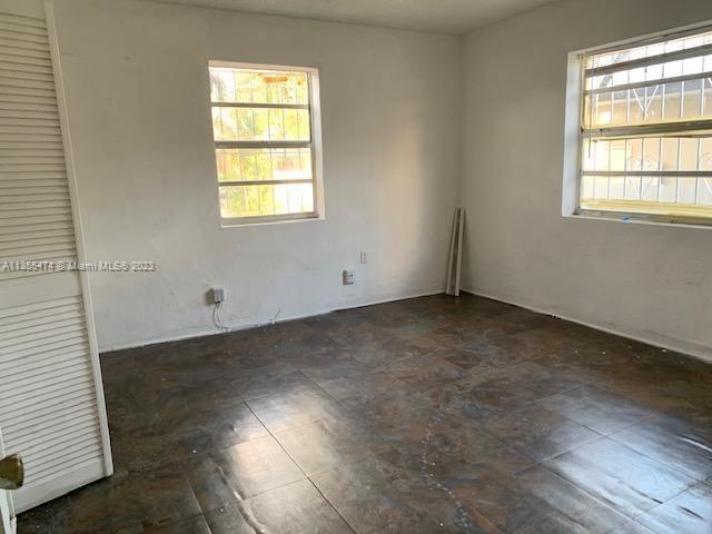 Foto del edificio - 1781 SW 14th Terrace