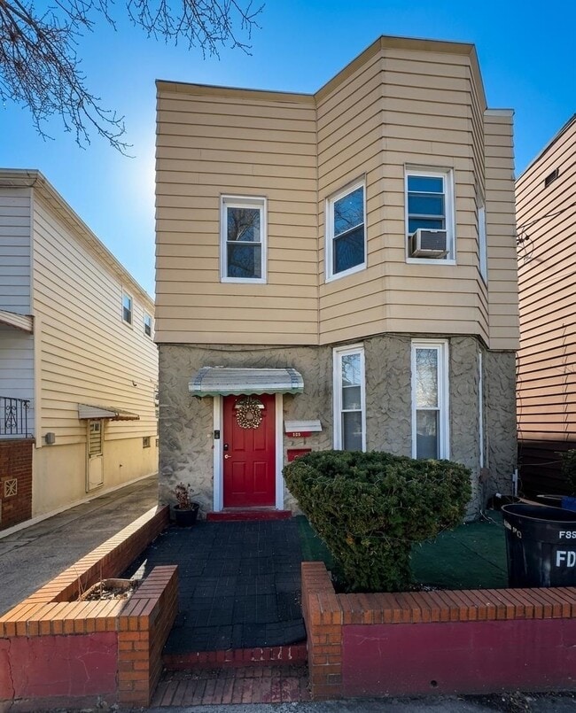 Building Photo - 133 Pamrapo Ave