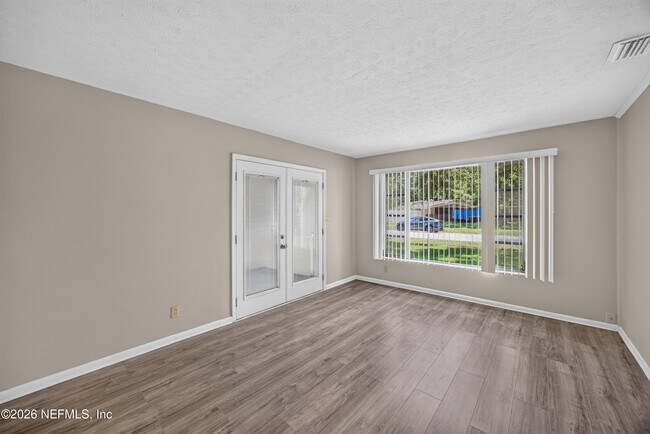 Foto del edificio - 5527 Beney Rd