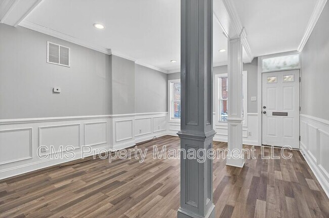 Building Photo - 39 Carroll St