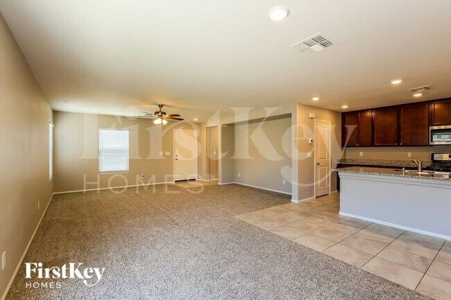 Foto del edificio - 1118 Belton Lake Ave