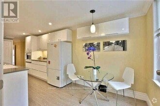 Building Photo - 1055 Craven Rd