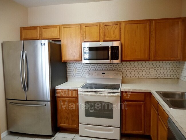 Building Photo - 9533 Newdale Way