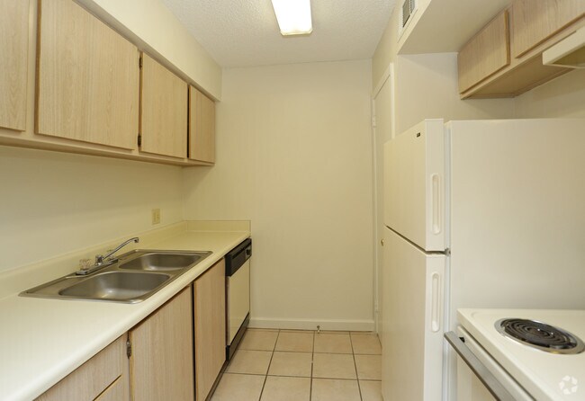 Chateaux Dijon Apartments Baton Rouge La Apartments Com