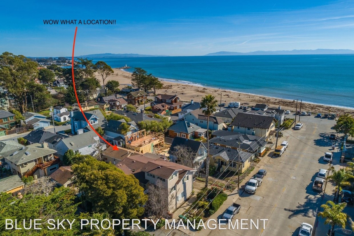 1137 E Cliff Dr, Santa Cruz, CA 95062 Room for Rent in Santa Cruz, CA