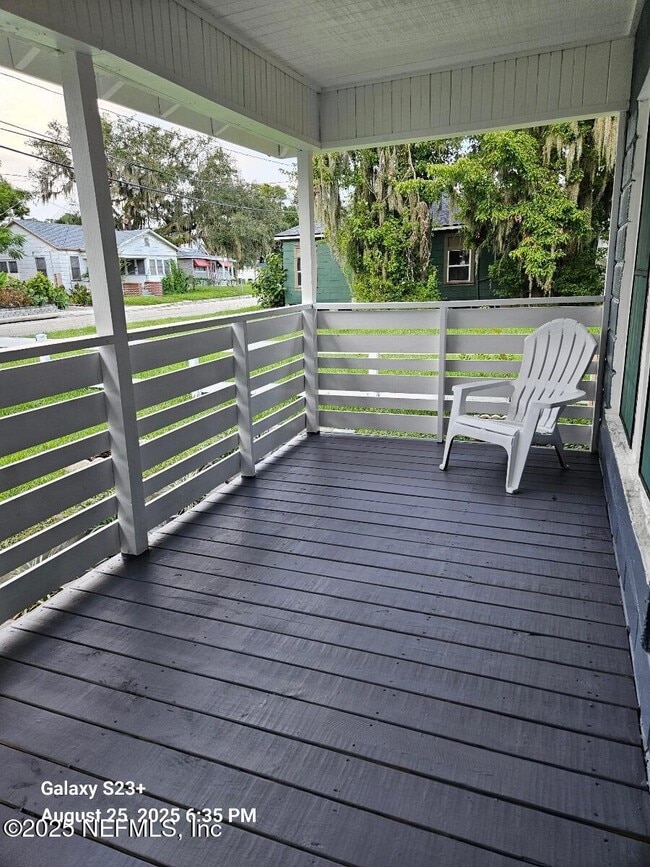 Building Photo - 269 W King St