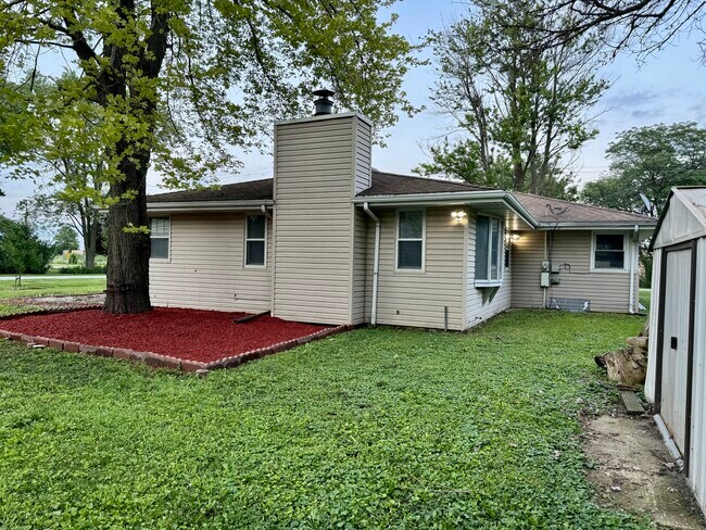 Backyard # 2 - 16530 S McAllister Rd