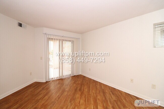 Foto del edificio - 9740 Mesa Springs Way