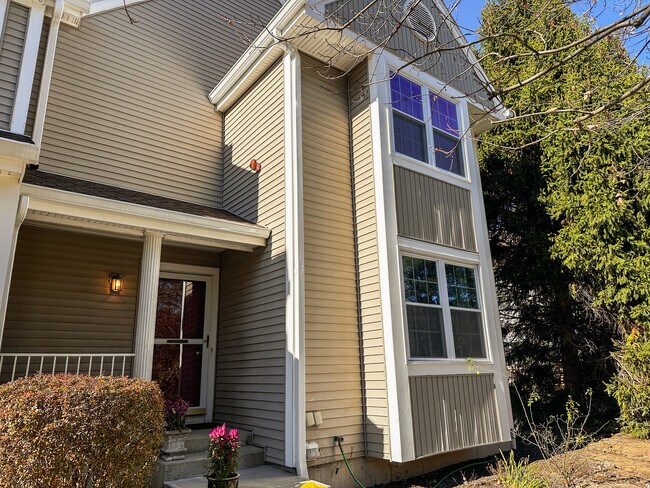 Building Photo - 29 Stone Creek Ln