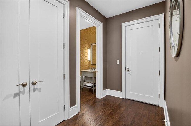 Photo - 1065 Peachtree St NE Apartment