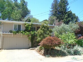 Building Photo - 18357 Joseph Dr