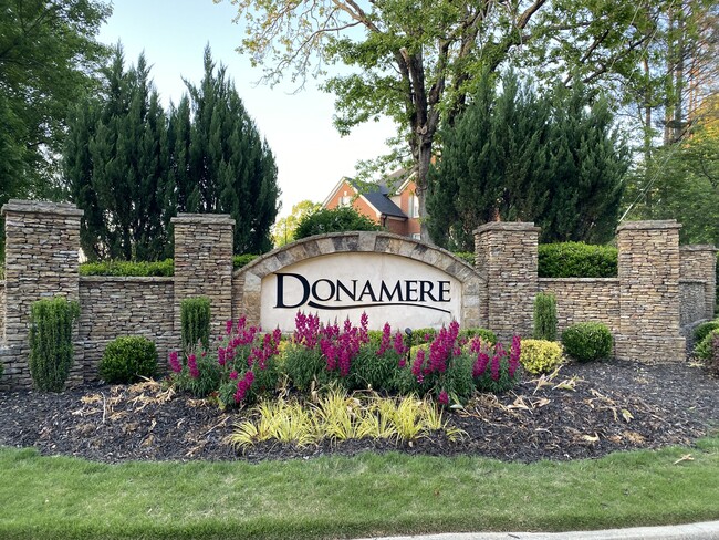 Photo - 10920 Donamere Dr House