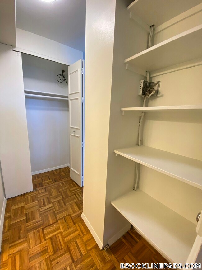 Building Photo - 185 Freeman St