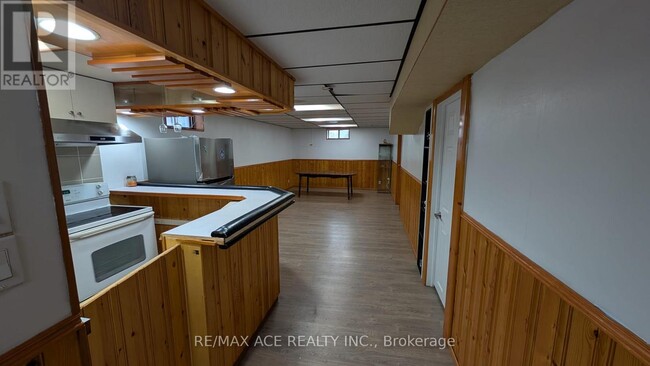 Building Photo - 271 Braymore Blvd