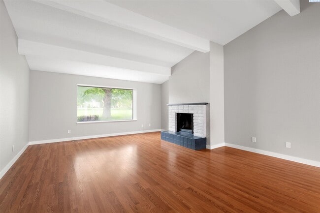 Building Photo - FURNISHED Condo at Meadow Springs Country Club