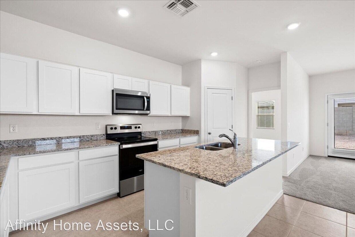 Primary Photo - 4 br, 3 bath House - 8132 S 64th Drive