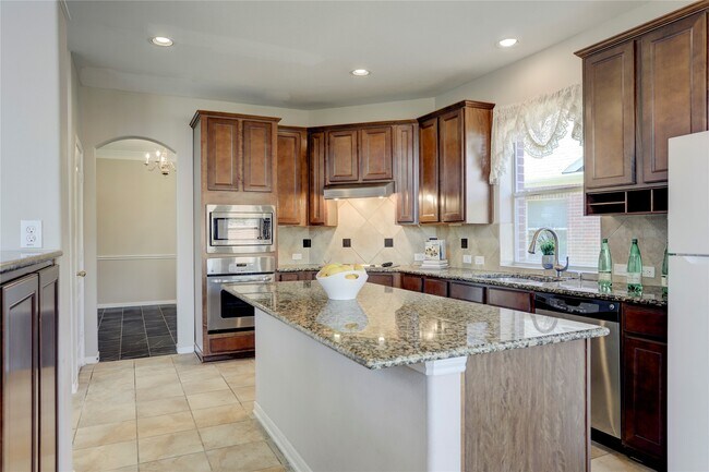 Foto del edificio - 13419 Sunset Bay Ln