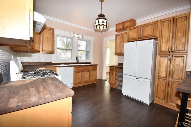 Foto del edificio - 248 East Ave