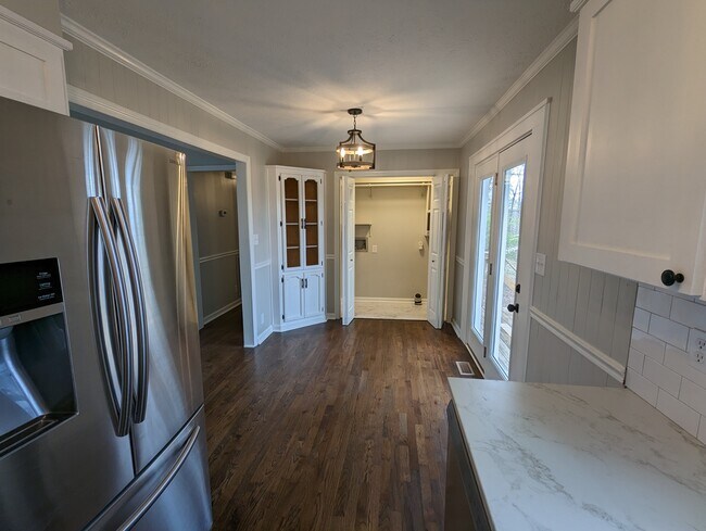 Foto del edificio - 1826 Winding Way Dr