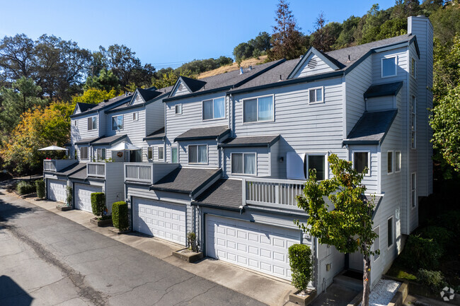 Foto del edificio - 1775 Tice Valley Blvd