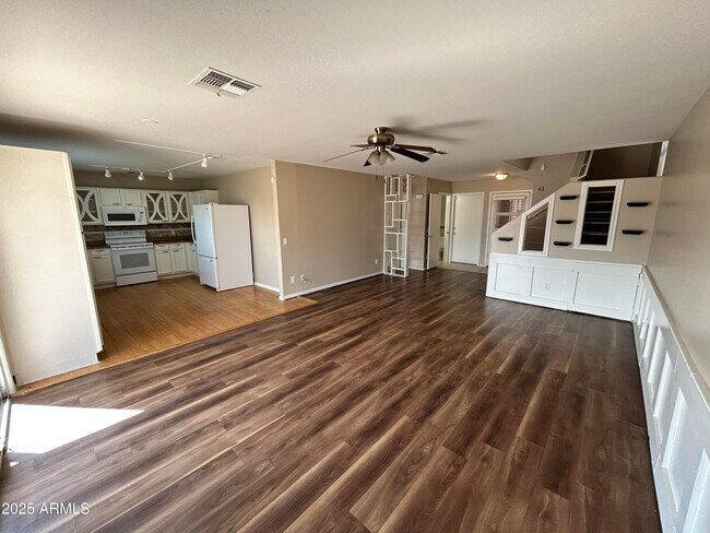 Building Photo - 13017 W Cherry Hills Dr