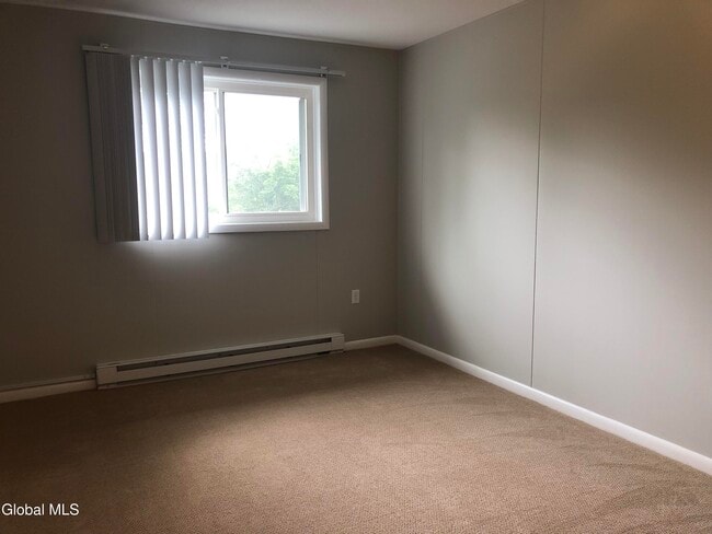 Building Photo - 21 Wells St